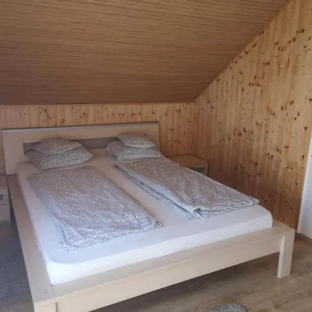 Relax Apartman Апартаменты *